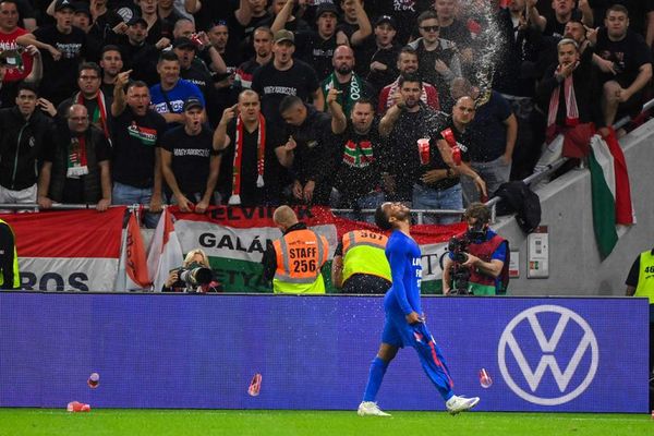 FIFA abre expediente por insultos racistas contra ingleses - Fútbol Internacional - ABC Color
