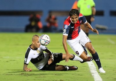 Alexis 'Pulpito' Duarte se acerca al Necaxa de México