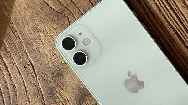 ¡Genial! El iPhone 13 efectuará llamadas vía satélite cuando no haya cobertura