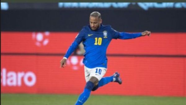 Vuelven a acusar de sobrepeso a Neymar