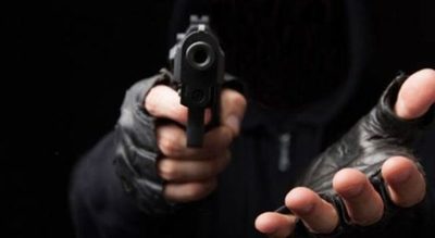 Motochorros asaltaron a un joven en Coronel Oviedo - Noticiero Paraguay