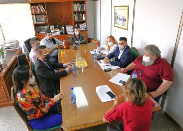 Conformarán Mesa Interinstitucional para recuperar plazas frente al Congreso Nacional