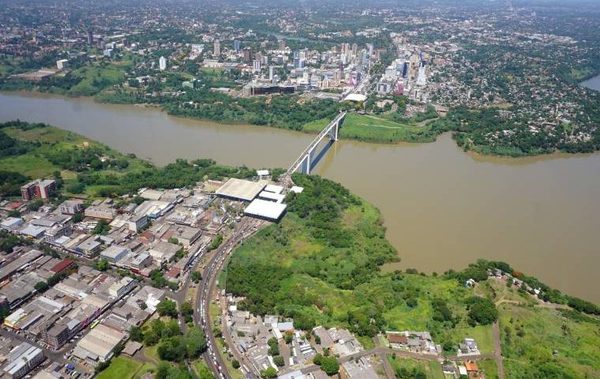 Preocupa a BRASIL aumento del CONTRABANDO y PIRATERÍA en la frontera con PARAGUAY