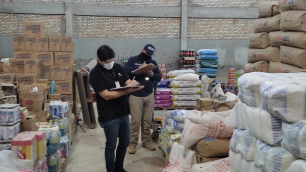 Fiscalía allana locales comerciales e incauta mercaderías de contrabando
