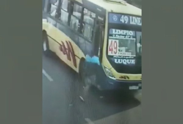 Crónica / Chofer del bus asaltado: “Pensé que iba a morir”