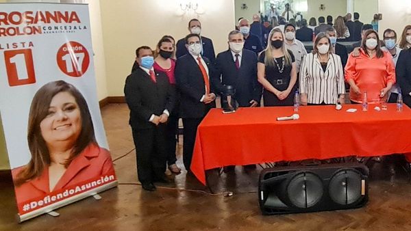 Samaniego lideró acto colorado con funcionarios de RREE