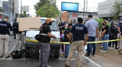 Policías tienen que comprar sus propias armas y balas, denuncian - Noticiero Paraguay