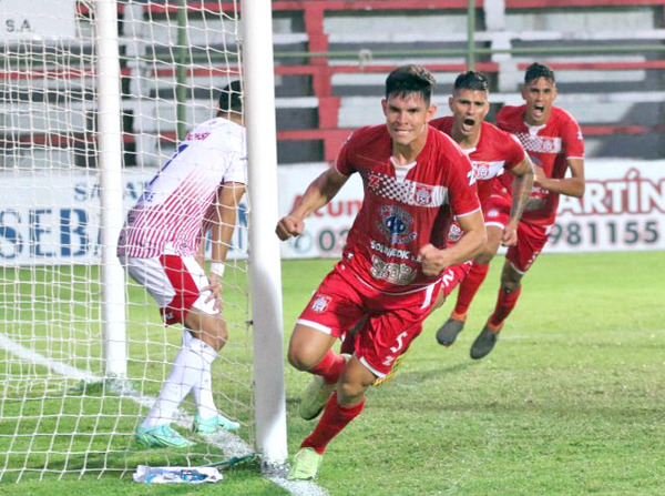 Un general imparable: equipo mallorquino venció 3-1 al Sp. San Lorenzo