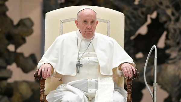 El papa Francisco lamenta que la pandemia haya sembrado desolación y tensión