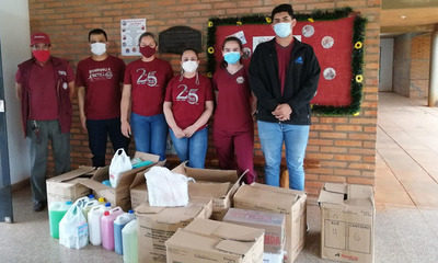 Estudiantes del colegio Betel entregaron insumos a abuelitos de Coronel Oviedo - OviedoPress