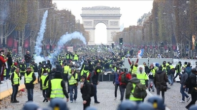Diario HOY | Miles de personas vuelven a protestar en Francia contra el pasaporte sanitario