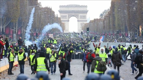 Diario HOY | Miles de personas vuelven a protestar en Francia contra el pasaporte sanitario