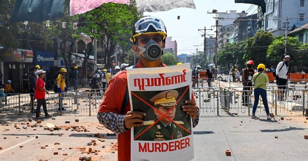 La Nación / El jefe de la junta de Birmania promete elecciones de aquí a dos años