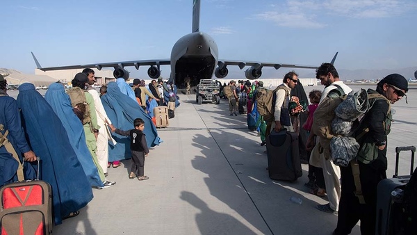Reabrió el aeropuerto de Kabul para la llegada de ayuda humanitaria - Megacadena — Últimas Noticias de Paraguay