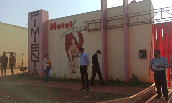PJC: Mujer fue asesinada de 28 puñaladas en motel - OviedoPress