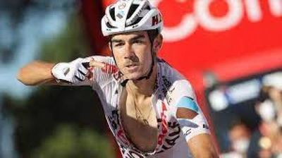 El ciclista francés Champoussin gana la penúltima etapa de la Vuelta a España