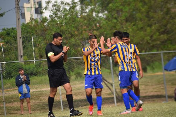 Libertad y Luqueño comparten el liderazgo de la Sub 19  - Fútbol - ABC Color