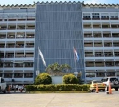 Falta de especialistas hace crecer demanda en IPS - Paraguay.com