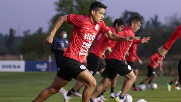 La Albirroja busca una victoria que mantenga vivas las pretensiones mundialistas | Noticias Paraguay