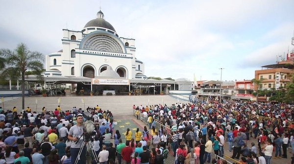 Crónica / “EMOCIONA MUCHO”. Agradecen el milagro de salvarse del covid