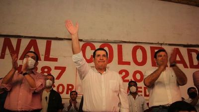 La campaña presidencial se dispara  a pesar del corsé de la unidad