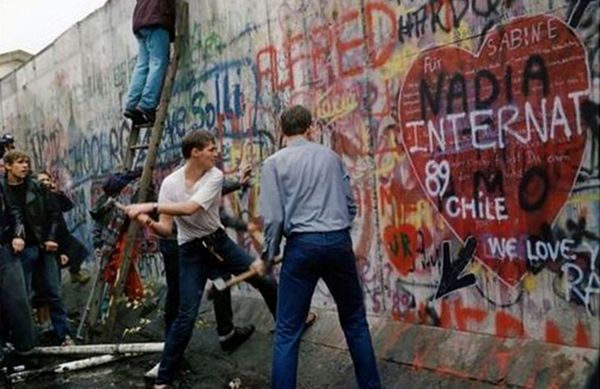 1989, Final de Juego: Hora de barajar y dar de nuevo - Cultural - ABC Color