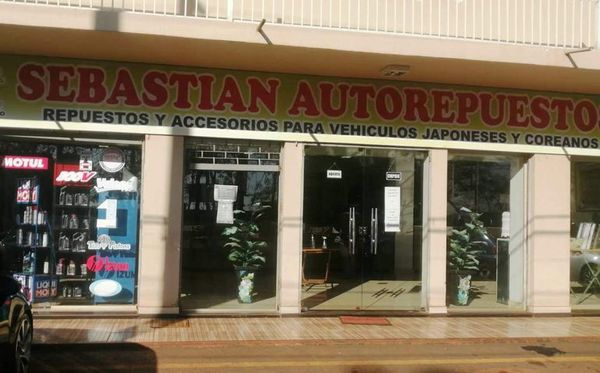 Hurtan motocicleta de una casa de repuestos - ABC en el Este - ABC Color