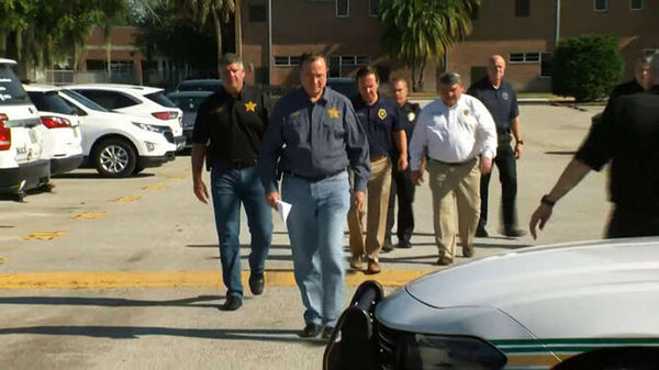 Cuatro personas, entre ellos un bebé, mueren en tiroteo en Florida | El Independiente
