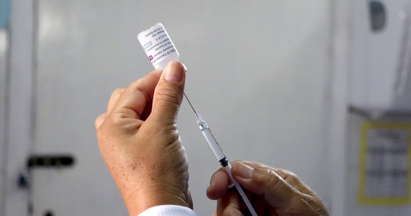 La Nación / Primeras vacunas del Covax llegarán a Venezuela esta semana, según Madur