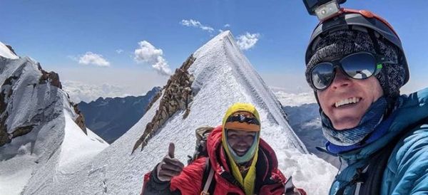 Rescatan cuerpo de guía estadounidense que falleció en el Illimani