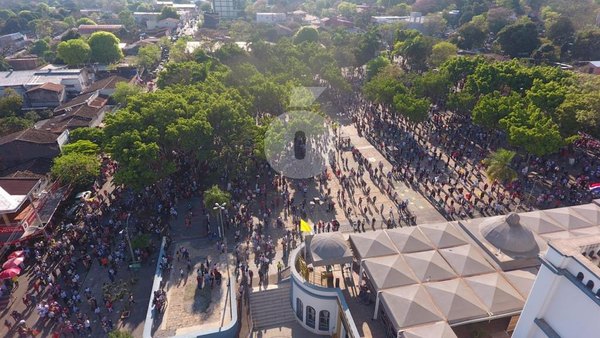 Crónica / Promeseros inician la peregrinación de la fe