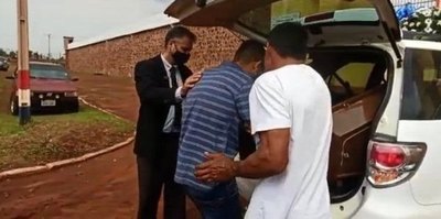 Crónica / Le llevaron al difunto ¡a la cárcel!