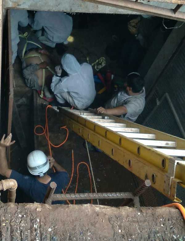 Trabajador de la ANDE sufre lesiones tras descarga eléctrica - La Clave