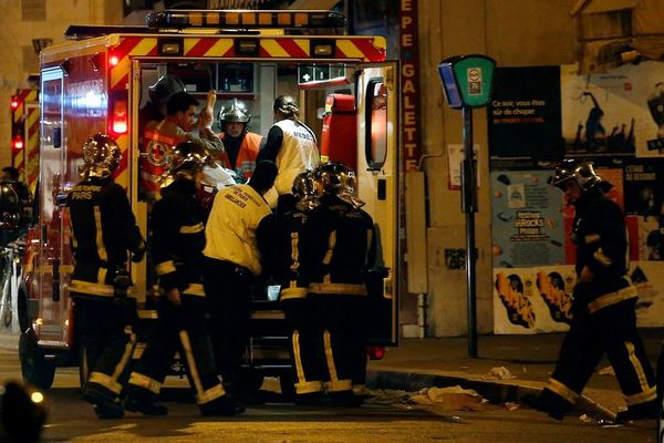 Así fueron los atentados del 13 de noviembre de 2015 en París y Saint Denis - Mundo - ABC Color