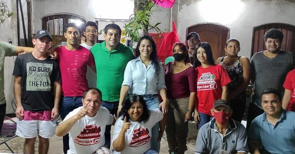 La Nación / Candidato a concejal por la ANR presenta proyecto