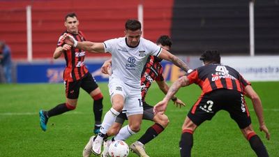 Talleres y Lanús continúan líderes en Argentina