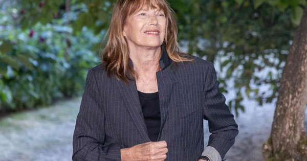 La Nación / Jane Birkin sufre un “ligero accidente cerebrovascular”