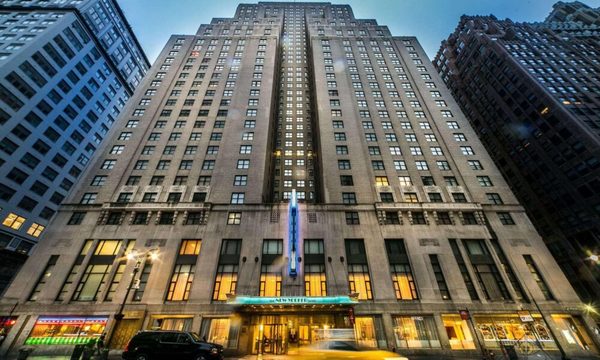 Hoteles de Nueva York ya empiezan a pedir certificados de vacunación