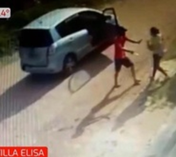 Intolerable: Asaltan a punta de puñal a una mujer y su bebé en brazos - Paraguay.com