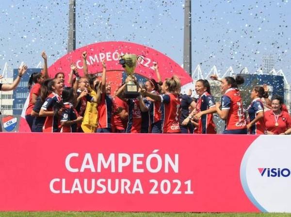 Cerro Porteño Campeón Absoluto 2021 - APF