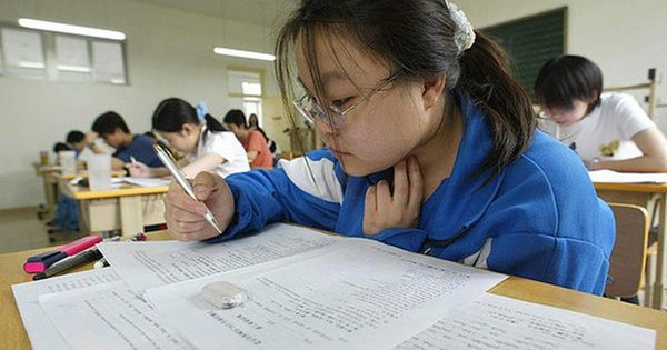 La Nación / China frena al lucrativo sector de las clases privadas de refuerzo