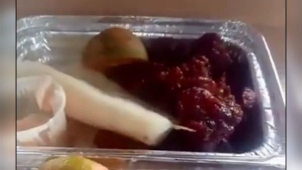 "Don Chicharõ", el emprendedor que causa furor vendiendo el "sushi paraguayo"