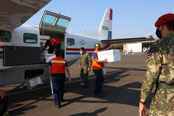 Paraguay recibió 48 mil vacunas donadas por Uruguay