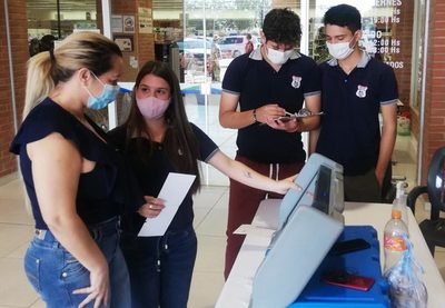 Estudiantes de Boquerón se involucran en capacitación electoral