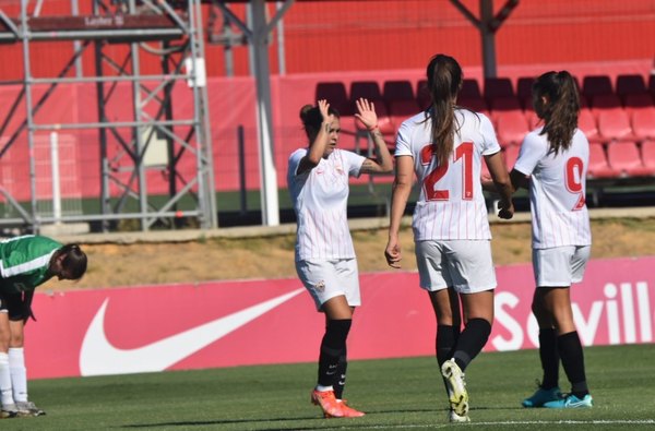 ¡Desde el mediocampo! El golazo de Jéssica 'Pirayú' Martínez