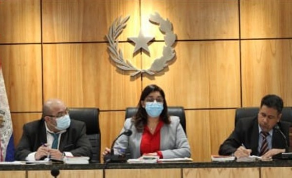 Condenan a 20 años de cárcel a un hombre por matar a su suegro