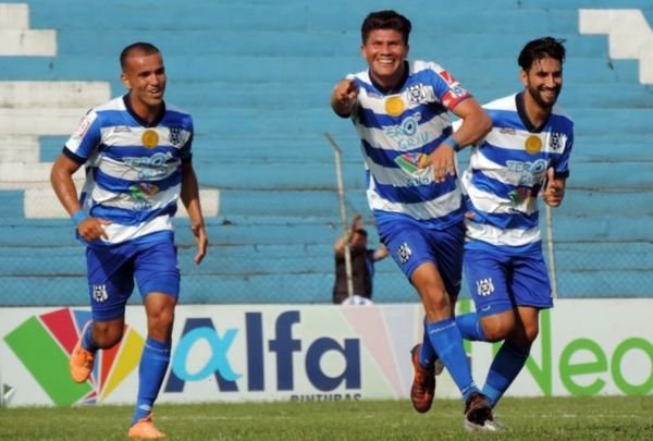 "El Canto del Gallo en el Parapití": Sportivo 2 de Mayo goleó 3 - 0 a Atyrá en el cierre de la fecha 27 - Pedro Juan Digital