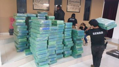 Gobernador niega vínculos con detenidos por narcotráfico - Nacionales - ABC Color
