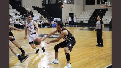 Paranaense y Colonias Gold se enfrentan en sus pagos - Polideportivo - ABC Color