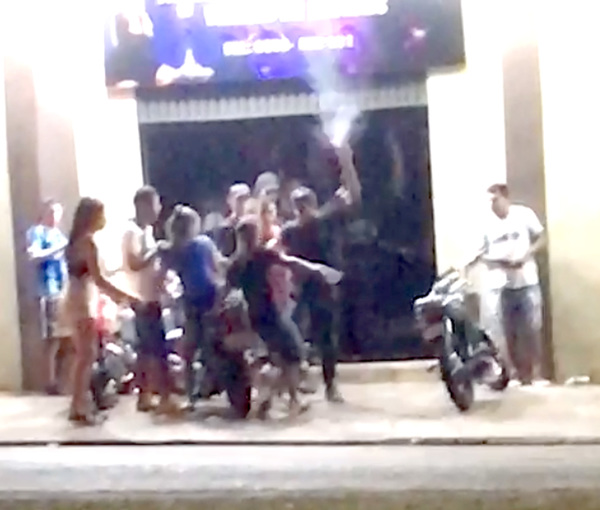 Disturbio, pelea, y disparos en discoteca clandestina del barrio Remansito de CDE - La Clave